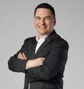 Josué Becerra - Director de Gestión Interna y Comunicación
